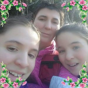 Meet your Posher, Claudia